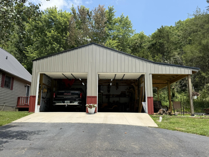 Listing Image 8