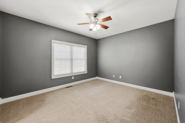 Listing Image 24