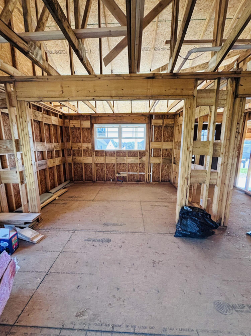 Listing Image 6