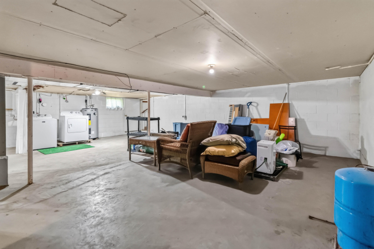 Listing Image 36