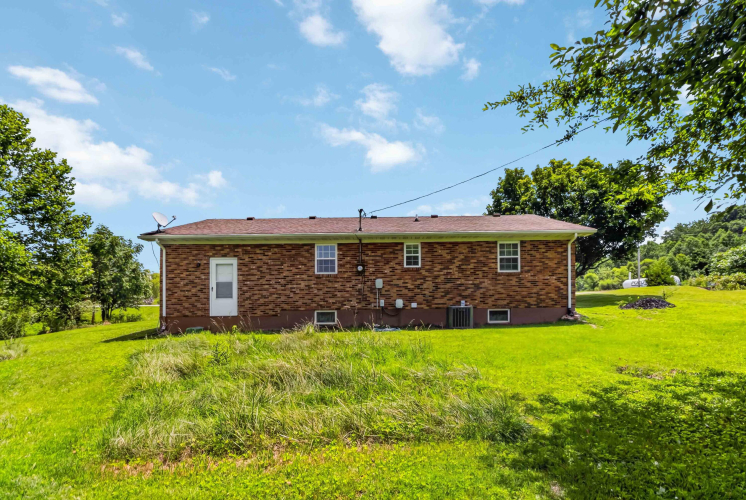 Listing Image 42