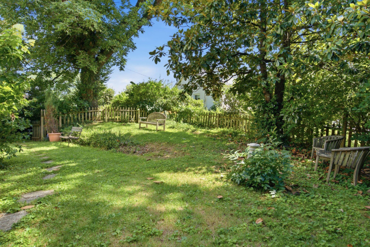 Listing Image 52
