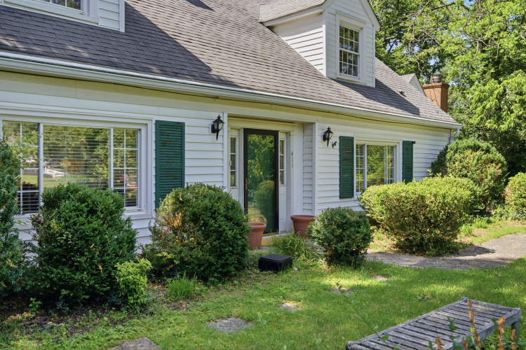 Listing Image 54