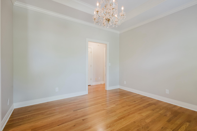 Listing Image 53