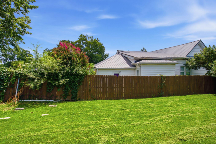 Listing Image 29