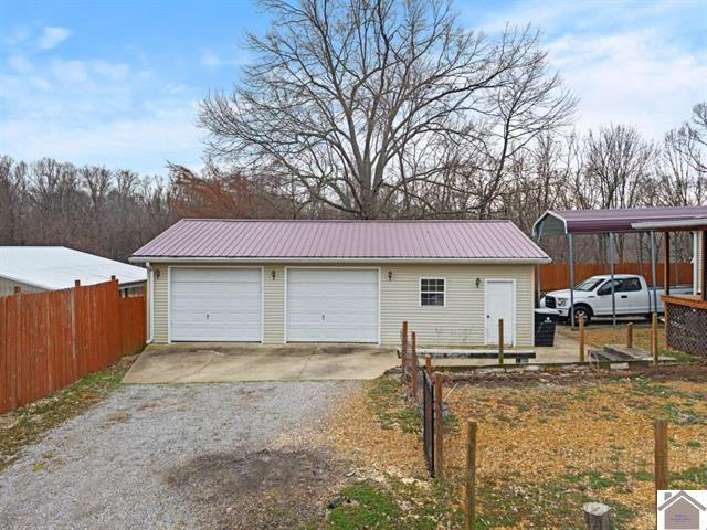 Listing Image 23