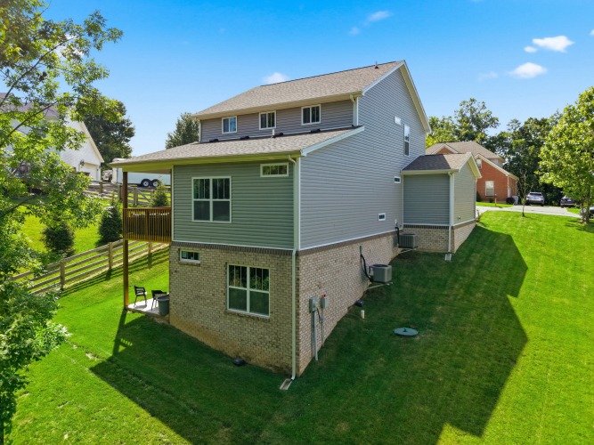Listing Image 42