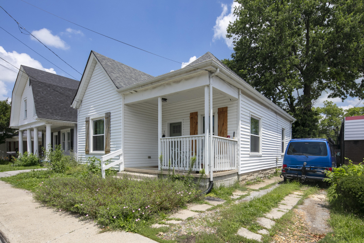 Listing Image 8