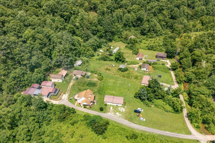 Listing Image 42
