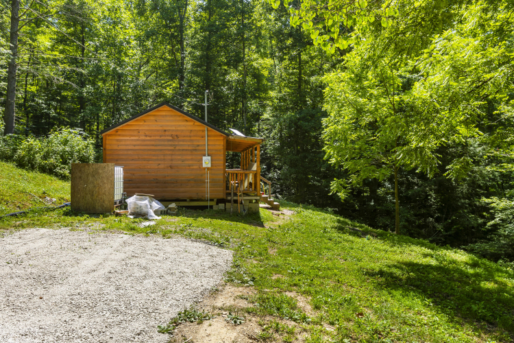 Listing Image 10