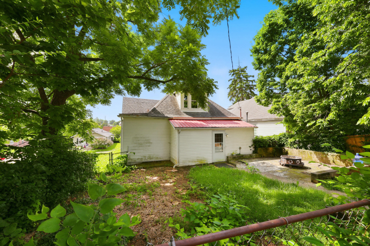 Listing Image 30