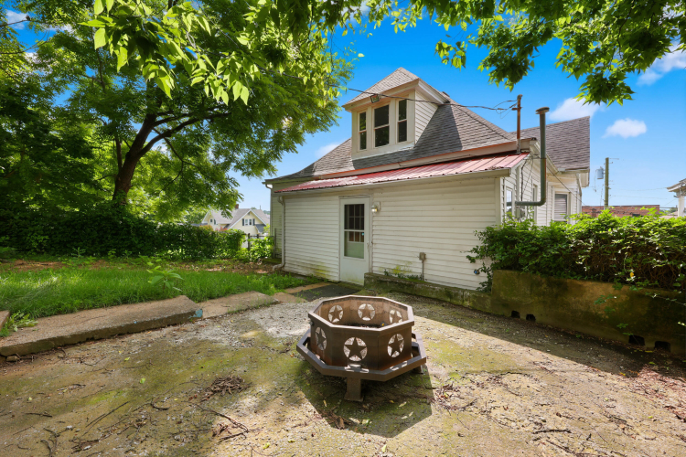 Listing Image 32