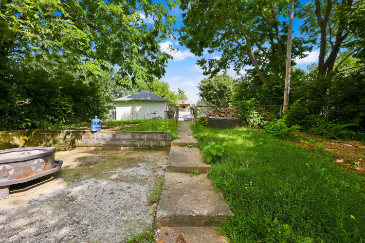 Listing Image 33