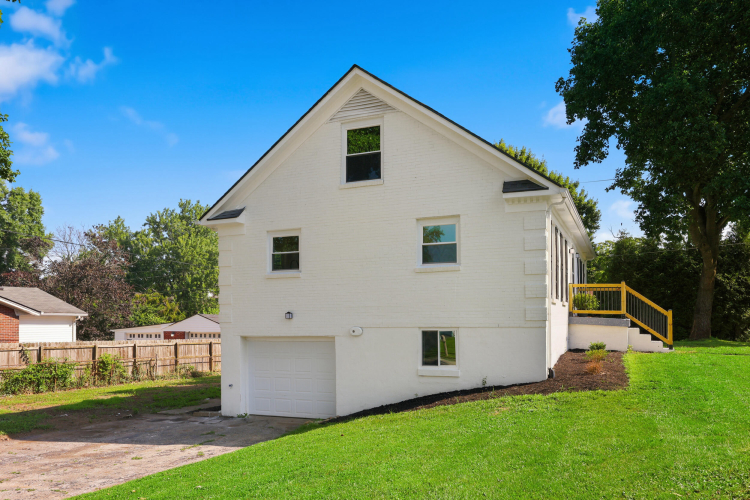 Listing Image 23