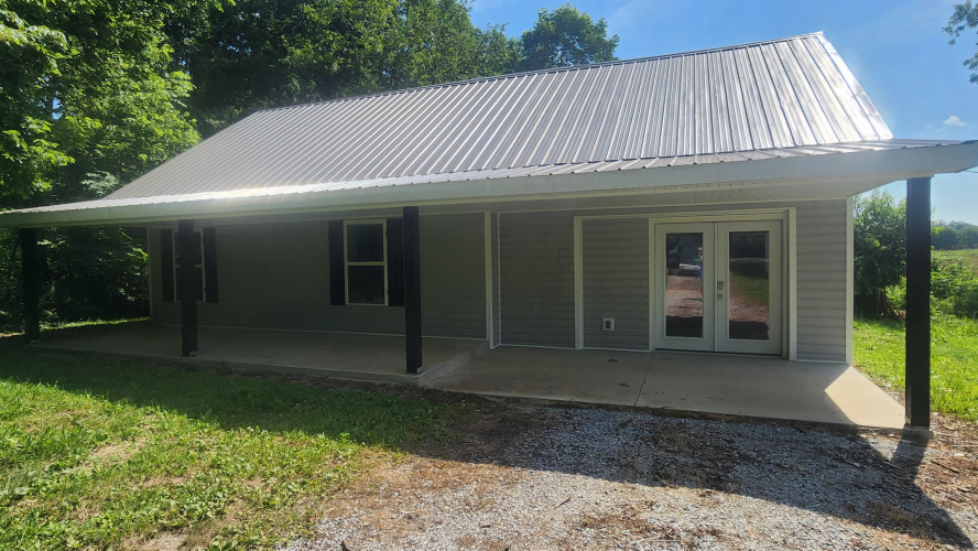 Listing Image 3