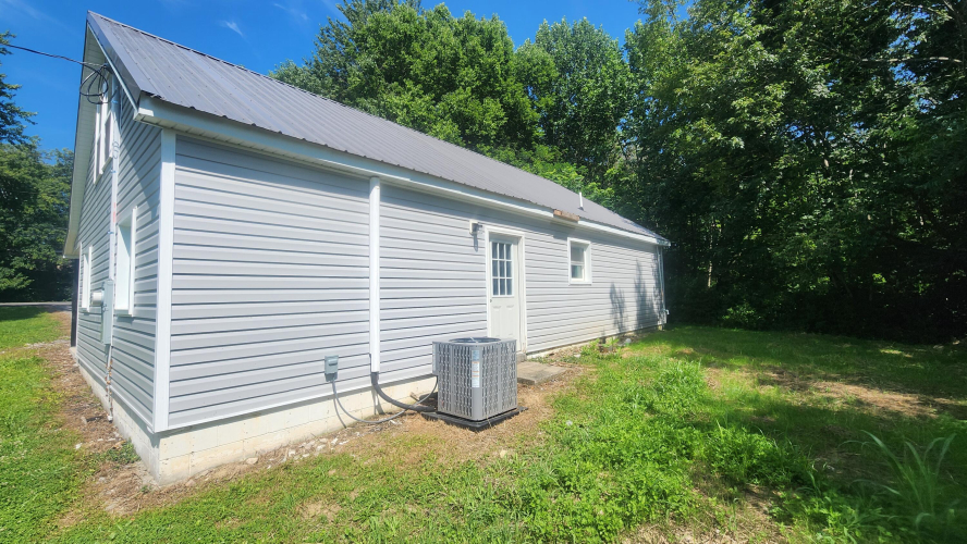 Listing Image 7