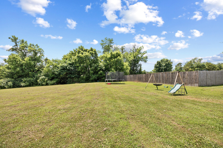 Listing Image 28