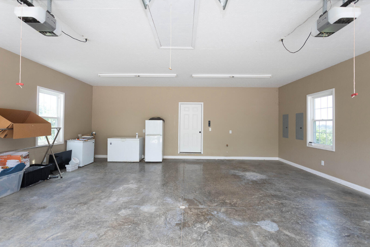 Listing Image 36
