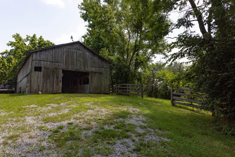 Listing Image 38