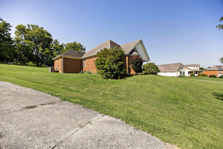 Listing Image 32