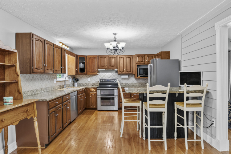 Listing Image 13
