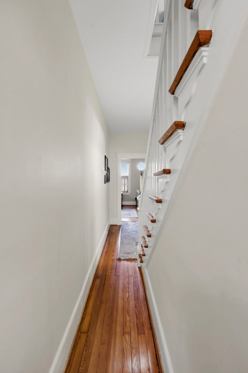 Listing Image 24