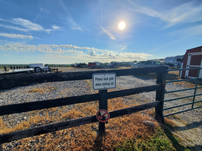 Listing Image 77