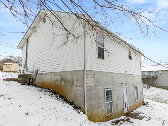 Listing Image 38