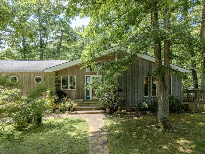 Listing Image 50