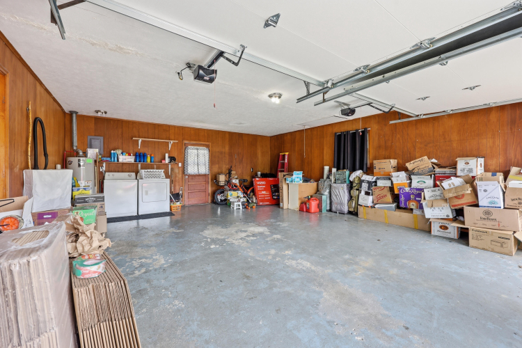 Listing Image 33