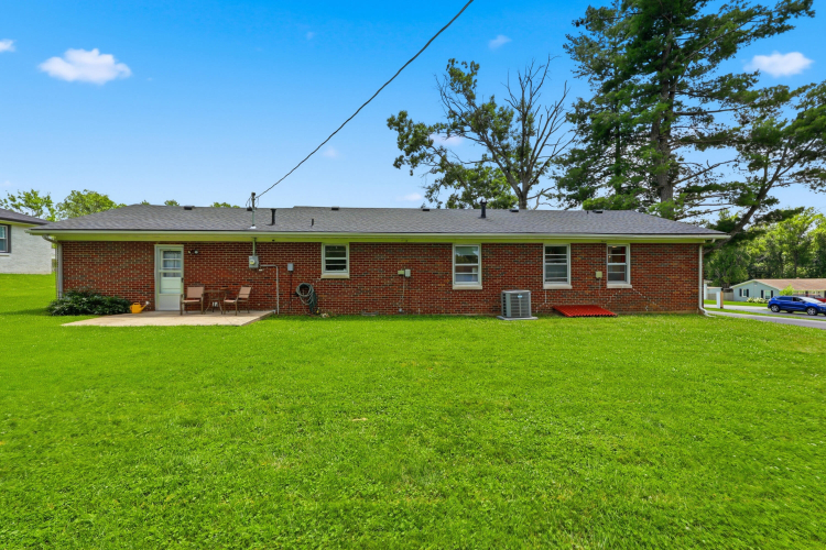 Listing Image 44