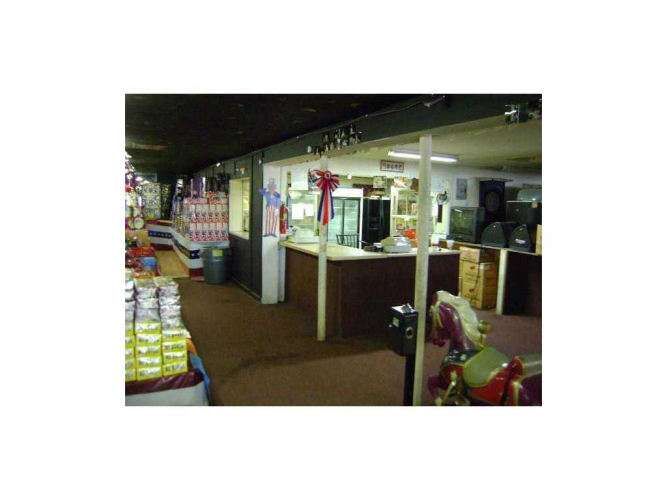Listing Image 8