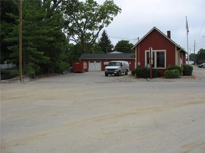 Listing Image 13