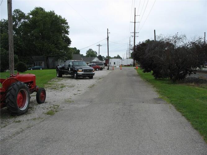 Listing Image 17