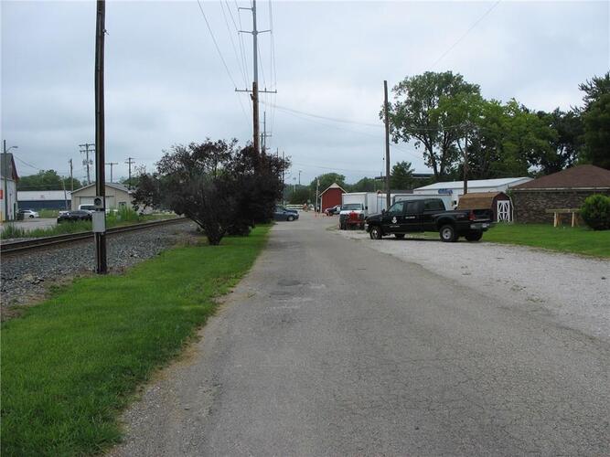 Listing Image 19