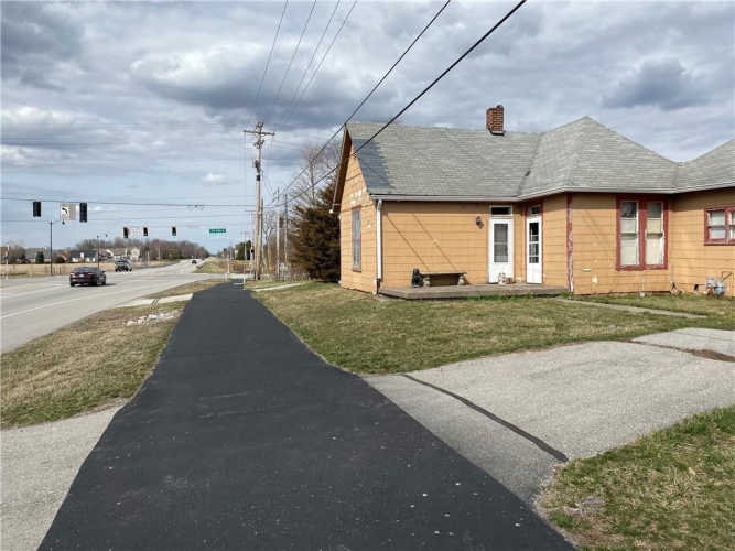 Listing Image 13