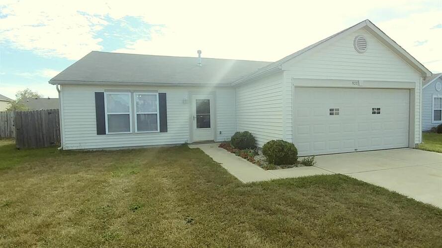 927 Runnymede Drive Greenfield IN 46140 MLS 21891265