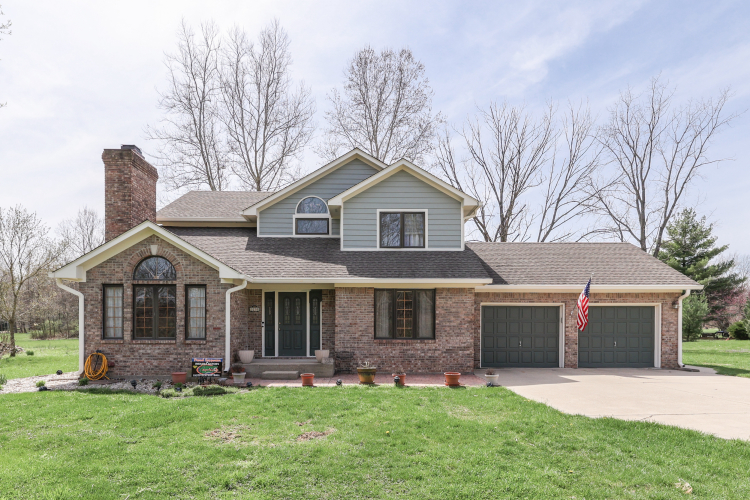 3230  Southampton Drive Martinsville, IN 46151 | MLS 21914813