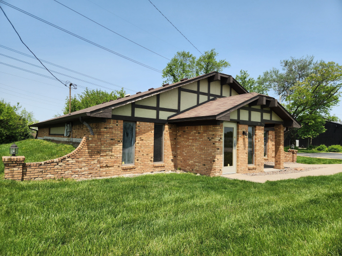 8550 E 30th Street Indianapolis IN 46219 (House For Sale) MLS 21922750