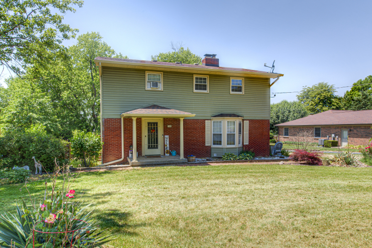 7846  Mann Road Indianapolis, IN 46221 | MLS 21924738