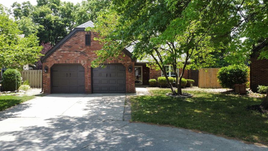 6841  Colony Pointe South Drive Indianapolis, IN 46250 | MLS 21926992