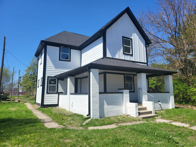 1126  Union Street Indianapolis, IN 46225 | MLS 21930511