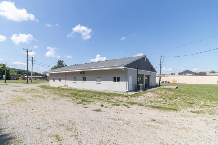 Listing Image 36