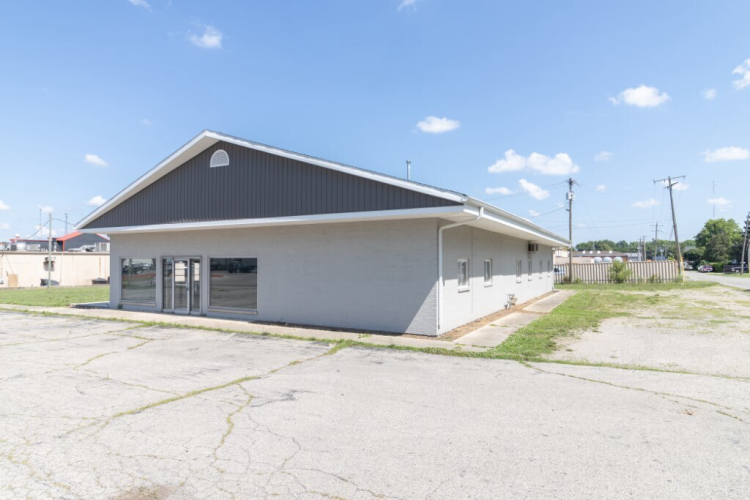 Listing Image 5