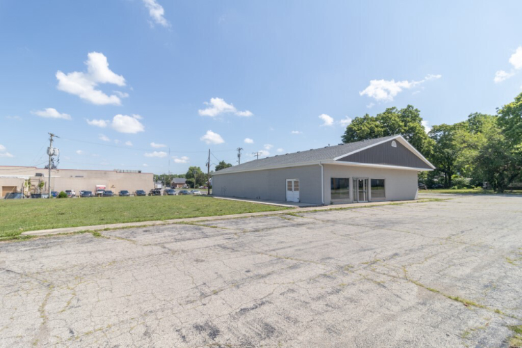 Listing Image 41