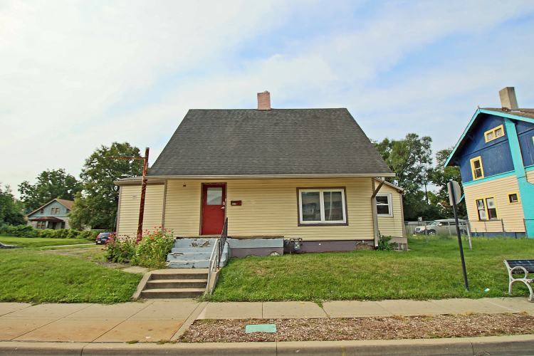 545 E 38th Street Indianapolis, IN 46205 | MLS 21937602