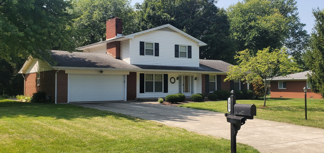 1917  Remington Place Indianapolis, IN 46227 | MLS 21939986