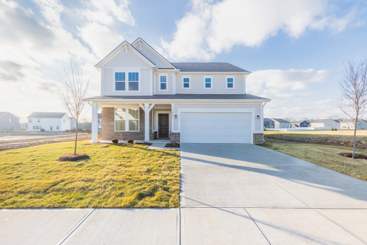 914  Stonehaven Drive Indianapolis, IN 46239 | MLS 21941179