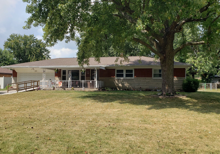 4034  Floyd Drive Indianapolis, IN 46221 | MLS 21943903