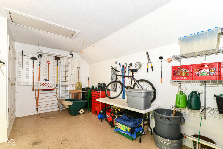 Listing Image 33
